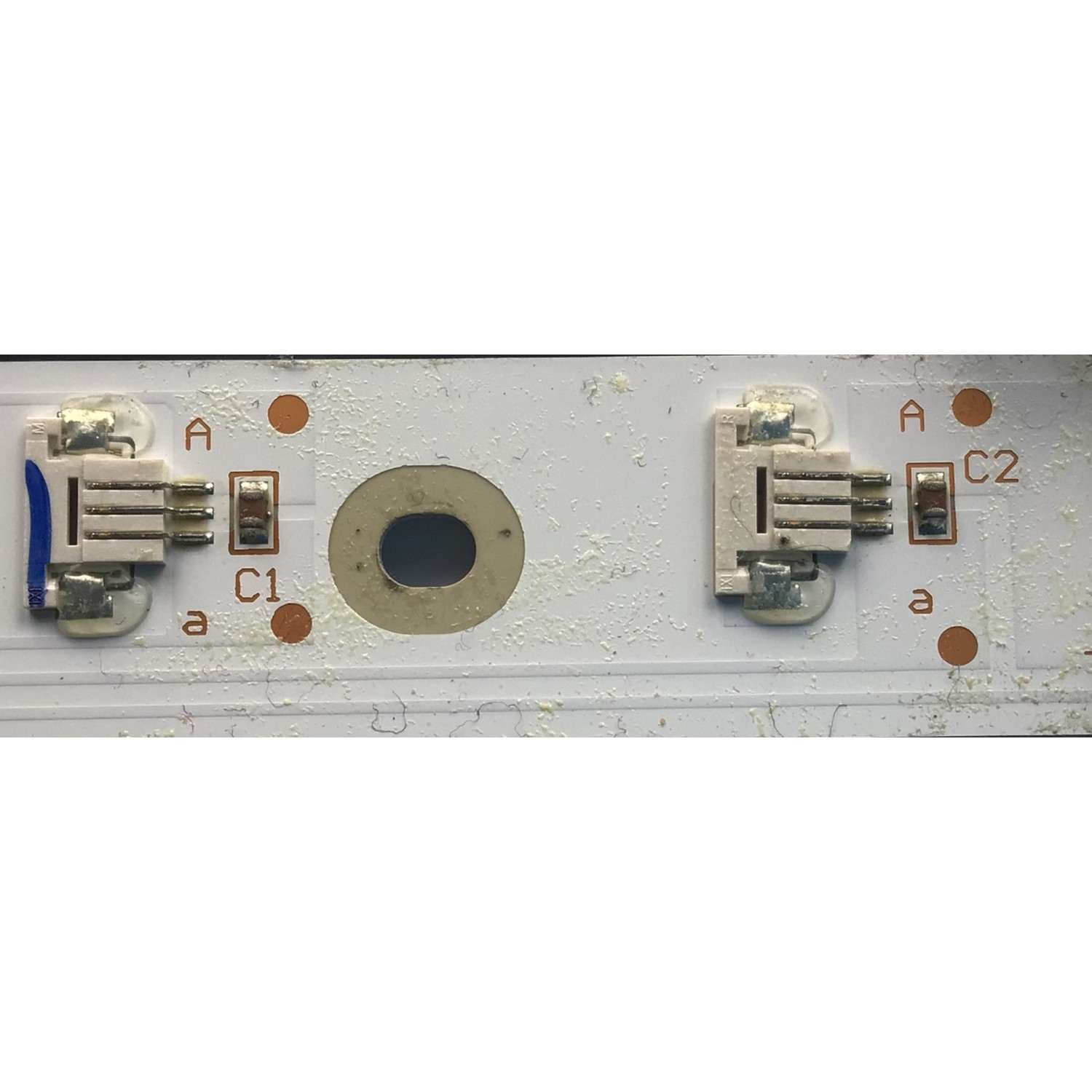 KIT DE LED'S PARA TV TCL ((INCOMPLETO SOLO 18 PIEZAS)) / NUMERO DE PARTE 4C-LB8510-ZM08J / 4C-LB8510-ZM07J / GIC85LB03_3030F2.1D_V0.8_20190215 (5 PIEZAS) / GIC85LB04_3030F2.1D_V0.8_20190215 (12 PIEZAS) / PANEL LVU850NDEL / MODELO 85S435 - Imagen 5